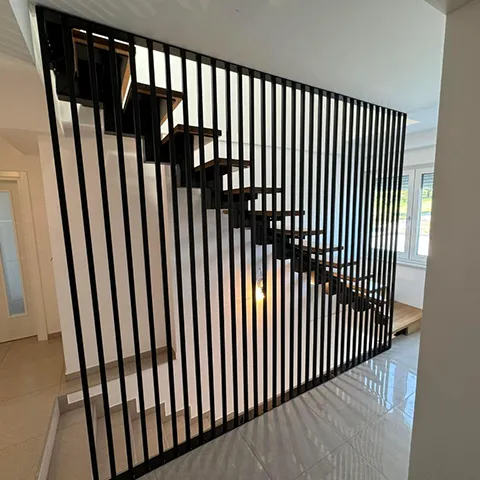 Klasično unutarnje stepenište